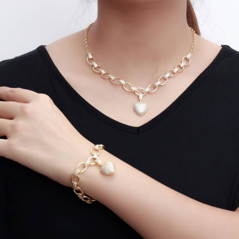 Women's Golden Heart Bracelet and Necklace Set Women's Golden Heart Bracelet and Necklace Set