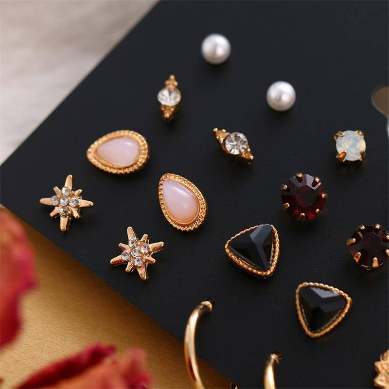 Women's Stylish Earrings Set Women's Stylish Earrings Set