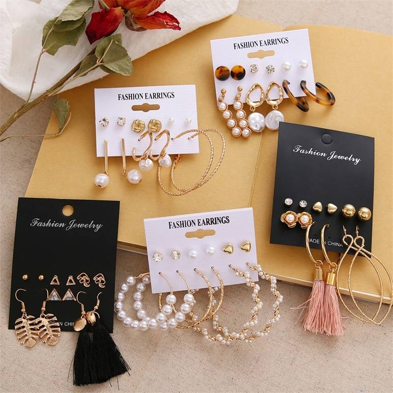 Women's Stylish Earrings Set Women's Stylish Earrings Set